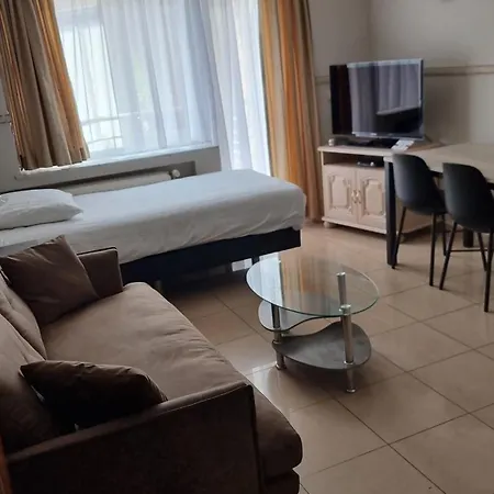 Résidence Bara Midi 3*
