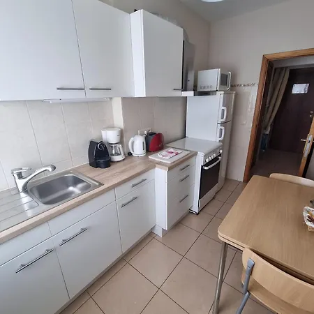 Résidence Bara Midi 3*